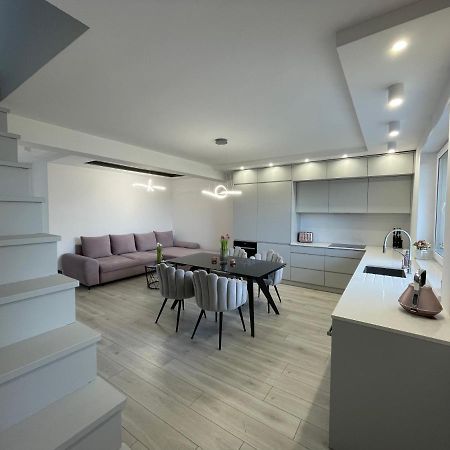 Apartament Luxlook 新松奇 外观 照片