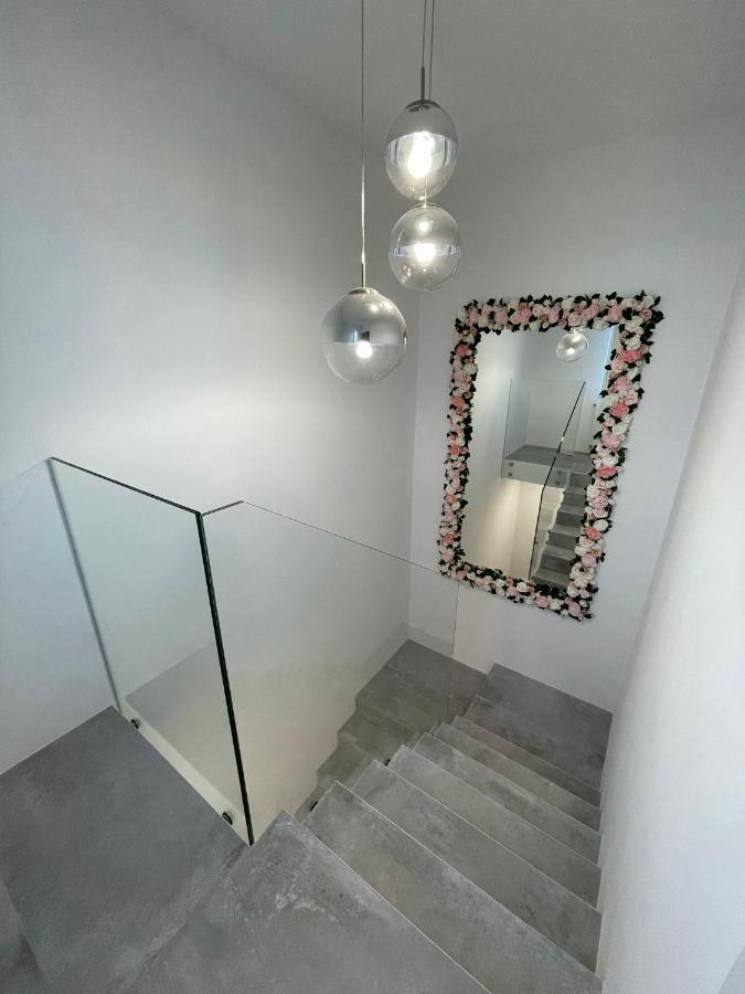 Apartament Luxlook 新松奇 外观 照片